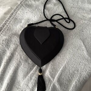 Black heart shape purse